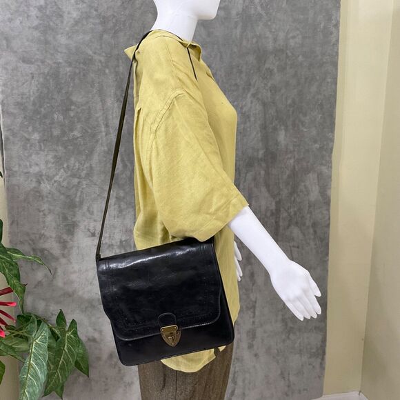 Steve Madden Purse Faux Leather Black Flap Cross Body Shoulder Bag toggle 90’s ? - Picture 2 of 14